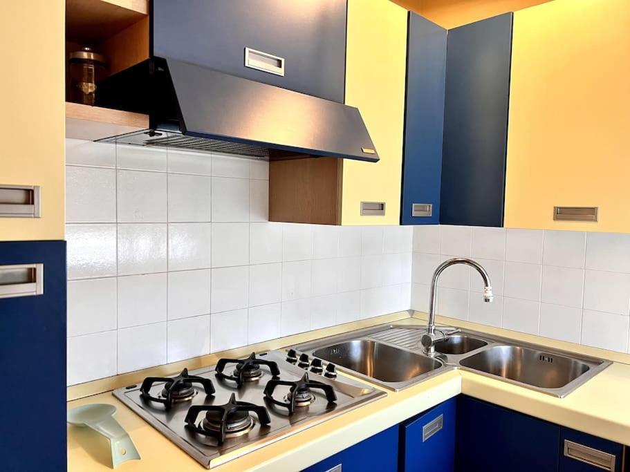 Appartamento Vista Mare Римини Экстерьер фото