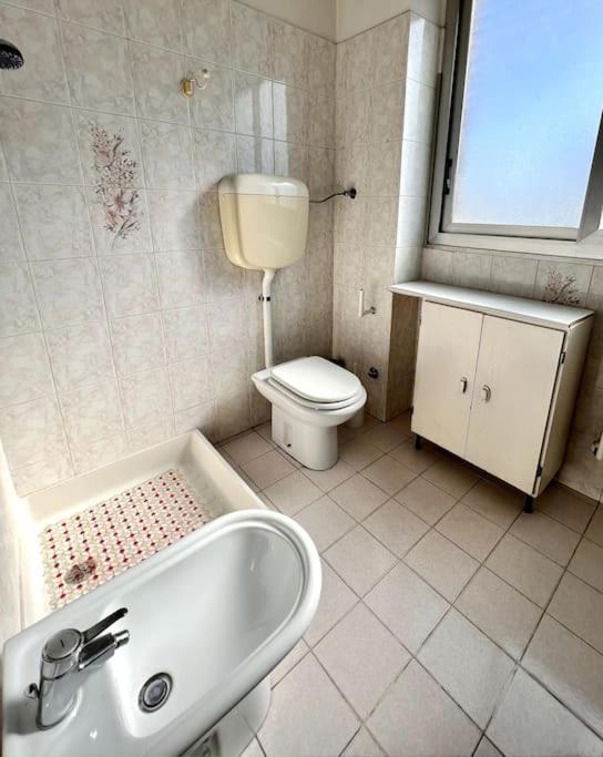 Appartamento Vista Mare Римини Экстерьер фото
